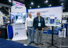 Shawn Misener y Marc Beland, de Premier Tech, presentan sus tecnologías y sus sustratos