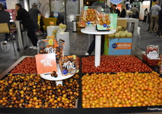 Diferentes variedades de tomate expuestas en el stand de Pure Flavor.