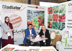 Ahmed El Hajoui y Amal Elkadri, de Promagri, empresa marroquí proveedora de soluciones fitosanitarias, fertilizantes y semillas.