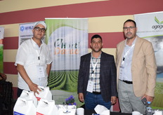 Lahcen Ait Bakrim, Aziz Maidine y Aziz Oullouich, de Horti Daraa, proveedor de bioestimulantes sin residuos.