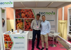 Eduardo Pardo, de Tecnova, junto a Fernando Toresano, de Nutricrop