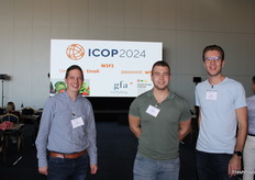 Tom Van Zundert, de Looije Agro Technics (Países Bajos), junto a Jules Van Melick y Jorn Erwalts, de ZON fruit & vegetables (Países Bajos)