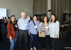 Roisin Kerr y Frank Corbally, de Northway Mushrooms Co Operative Society Ltd (Irlanda), Michelle Connolly, de CMP Commercial Mushroom Producers Co-Operative Society Ltd (Irlanda), Maggie Coster, de Unigreen DAC (Irlanda) y Orla McManus, de CMP Commercial Mushroom Producers Co-Operative Society Ltd (Irlanda)