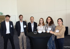 Joao Duarte, de FRUSOAL – Frutas do Sotavento Algarvio Lda (Portugal), Joel Vasconcelos, de Lusomorango (Portugal), Joao Bento Inácio, de Global Avocados Algarve (Portugal), y Ana Margarida Durand, Clara Catarino, y Lénia Viana, de Lusomorango (Portugal)