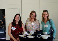 Lyndsay Marfleet, de British Growers Association (Reino Unido), Lisa Eagles, de East of Scotland Growers (Reino Unido) y Nadja Klein, de kleineberatung (Alemania)