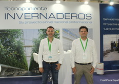 Esteban Castro y Fernando Estévez, en el stand de Tecnoponiente Invernaderos