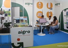 Reunión en el stand de Aigro, especializada en Tech Solutions