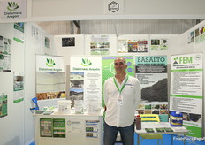 Marcos Orecchia, en el stand de Diatomeas Aragón-Solöamino