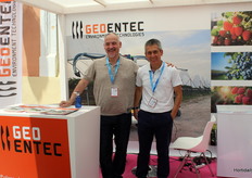 Jesús María Vila y Andoni Gutiérrez, de Geoentec, especializada en robótica y soluciones tecnológicas para la agricultura