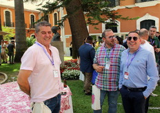 Esteban Ponce y Pablo Gualda, de Bonafru, junto a Sergio Sánchez, de Coexphal
