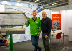 Gerdo Wennekers y Twan Leurs, de Luiten / Saarlucon. La nueva identidad corporativa de la empresa se presentó en el IPM.