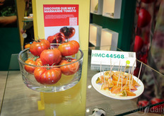 En HM CLAUSE, el tomate Marmande es una variedad emergente y es más rosa de lo habitual.