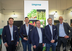 Roeland Sweijen, Ramon Koppes, Sjoerd Gipmans, Puck Hermans, Vincent Deenen de Limgroup. Con fuerza con el híbrido F1 de fresa Limore One