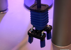 Pinzas avanzadas de MDE Automation, utilizadas con la tecnología SwiftPick de Viscon.