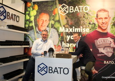 Raymond van Mierlo y Hans Luijkx (Bato Plastics)