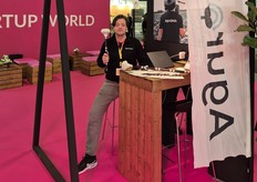 Agurotech ofrece una avanzada tecnología de sensores y una plataforma de análisis de datos para supervisar y optimizar el crecimiento y la salud de los cultivos. La información en tiempo real permite a los agricultores mejorar sus procesos de cultivo y aumentar el rendimiento.