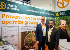 Wim Roosen y Siby Joseph, de Dutch Plantin. Buenas noticias para el sector del coco: los aranceles de importación estadounidenses se han reducido del 50% al 18% para los productos indios.