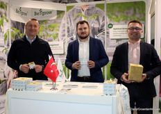 Dmytro Yakymakha, Oleksandr Shled y Kyrolo Gluiza (Begrow)