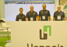 Adrian Faria, Maxime Gauthier, Geoffrey Gomis y Abdre Pago con Harnois