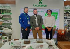 Roberto Ramírez, Thomas Ogden y Jenaro Márquez con Cocogreen