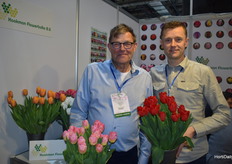 Ya para 4 generaciones, Haakman Flowerbulbs. Aquí padre e hijo Haakman.
