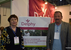 Anna Paskevich y Kees Kranenburg con Delphy.