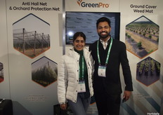 Mehal Kejriwal, de GreenPro, y Jophy Joseph, de Rishi FIBC Solutions Private Limited.