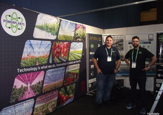 Ben Bonomi, de Bon Pty Ltd, y Mojtaba Abbasi, de Powerplants Australia.