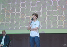 Pim van Geest, de AgriData innovations, compartió los conocimientos de su GA-Box