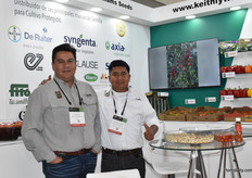 José Barrera y Juan Emeterio, de Keith Williams Seeds, distribuidor de las principales marcas de semillas para cultivo protegido.