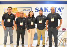 El equipo de Sakata.