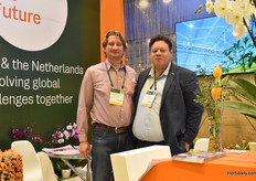 Frank Hoogendoorn y Benjamin Leal, de la Embajada de los Países Bajos.
