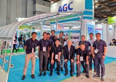 El equipo de AGC presentó en la feria sus soluciones F-clean, cuyo material puede durar más de 30 años.
