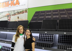 Linda Esen y Meltem Keer con SEM-KA. No aparecen en la foto: Sevgi Gunes, dirección