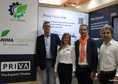 John Broos y Jörgen Bartels, de Anima Trading, Paulina Komorowska, de PRiVA, y Alireza Rezaei, de HortiTeknik.