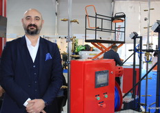 Halit Ozata con Maquinaria Genc Gucsan Agraculutral