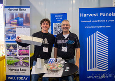 Chris cCmpbell y Richard Hubbell, Harvest Panel, que ofrece paneles metálicos aislantes y puertas para cuartos secos y de cultivo modulares.