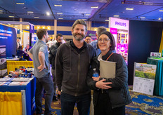 David Branco y Kristen Hanson, de BFG, recorren la feria