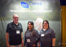 Certificaciones Ceres con el Dr. Karl Kolb de la Universidad de Ceres, Mayra Cruz y Kari Neubauer.