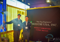 Ikeuchi USA. Takafumi Omotehara y J. D. Tierney.