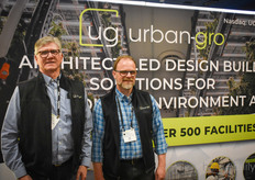 Ug urban-gro. Randy Frederick, Bruys Henderson
