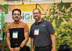 Noel Mireles y Damon Herbert de UbiGrow