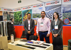 Parth Nagri, Jay Siyanee y Jessica Blocker, de Shri Ambica