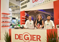Víctor Flores, Sofía y Guillermo Santiago, de de Gier