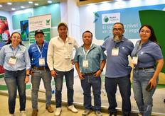 Angelica Herrera, Francisco Duran, JOnathan Robles, Enrique Ramos y Tania Revilla, de Haifa México