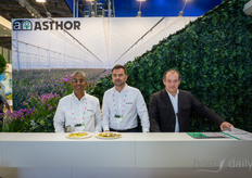 Senthil Kumaran, Gustavo Álvarez y Manuel Guerrero (Asthor)