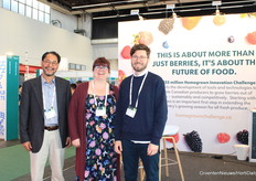 Youbin Zeng, Alana Simpson y Lukasz Aleksandrowicz (The Weston Family Foundation)