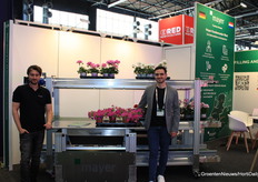 Joshua Beuk y Alexander Bergmann (Mayer)