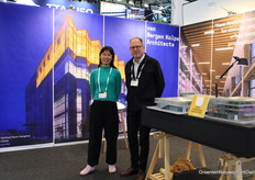 Xinrul Li y Jago van Bergen (van Bergen Kolpa Architects)