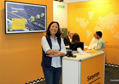 Amal El Harrati, de Sanjorge, celebró su cumpleaños en Green Tech con su equipo